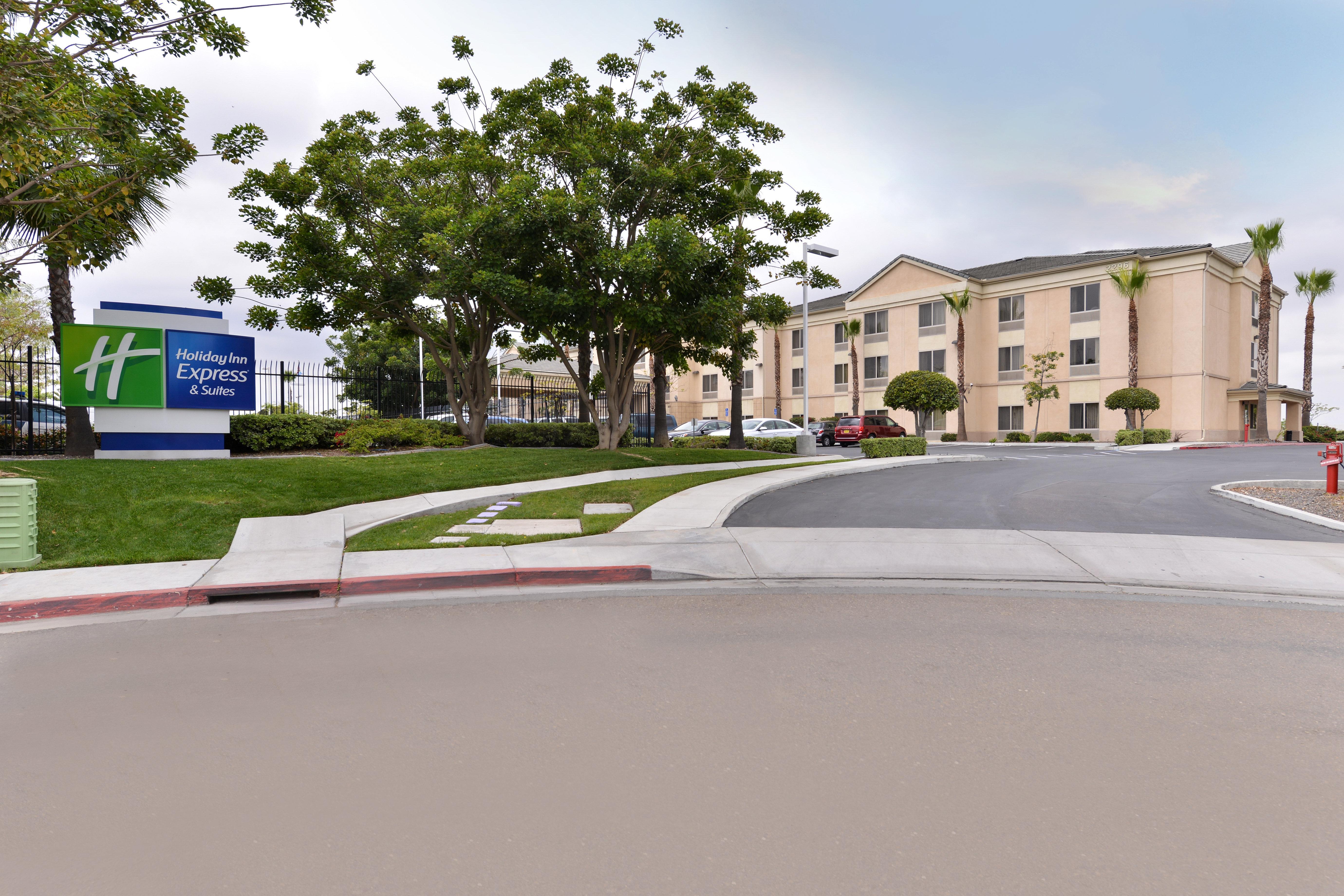Holiday Inn Express San Diego - Otay Mesa, An Ihg Hotel Esterno foto